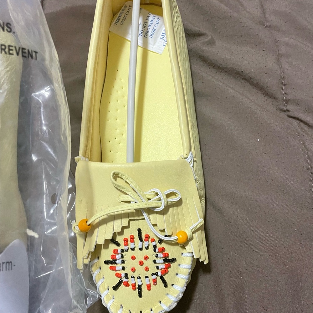 Women leather Moccasin shoes